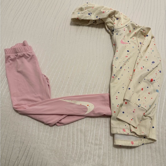 Kids Nike Cream and Pink Splatter Tracksuit - Picture 1 of 10